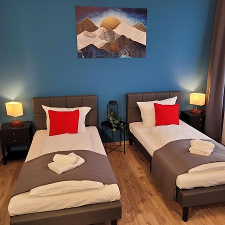 T21 - Apartment Direkt Im Zentrum Mit Parkplatz 켐니츠 외부 사진
