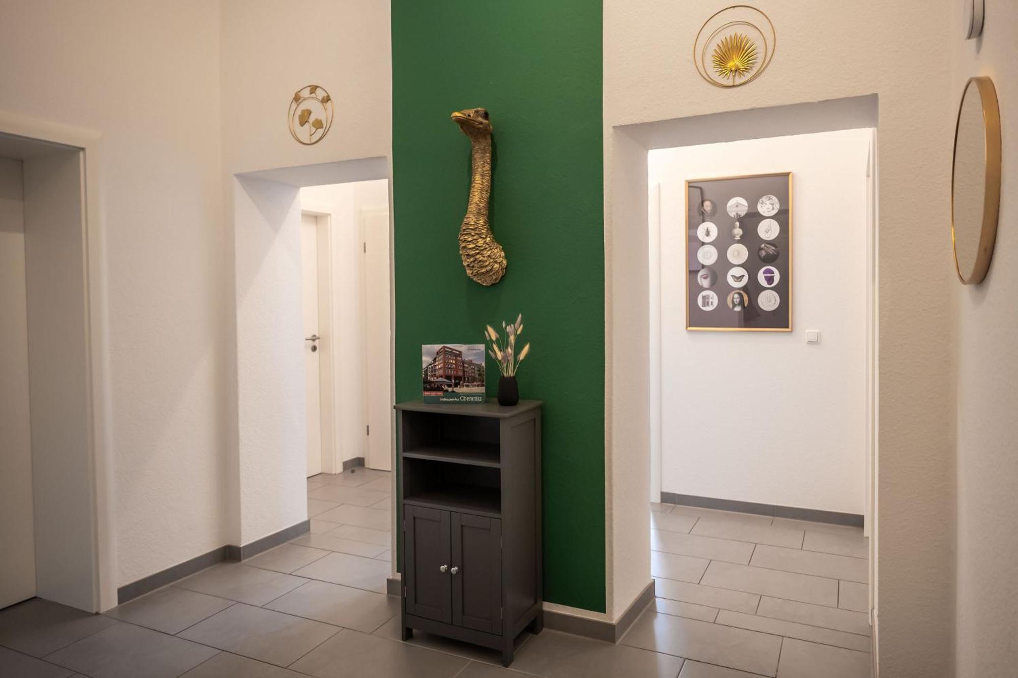 T21 - Apartment Direkt Im Zentrum Mit Parkplatz 켐니츠 외부 사진