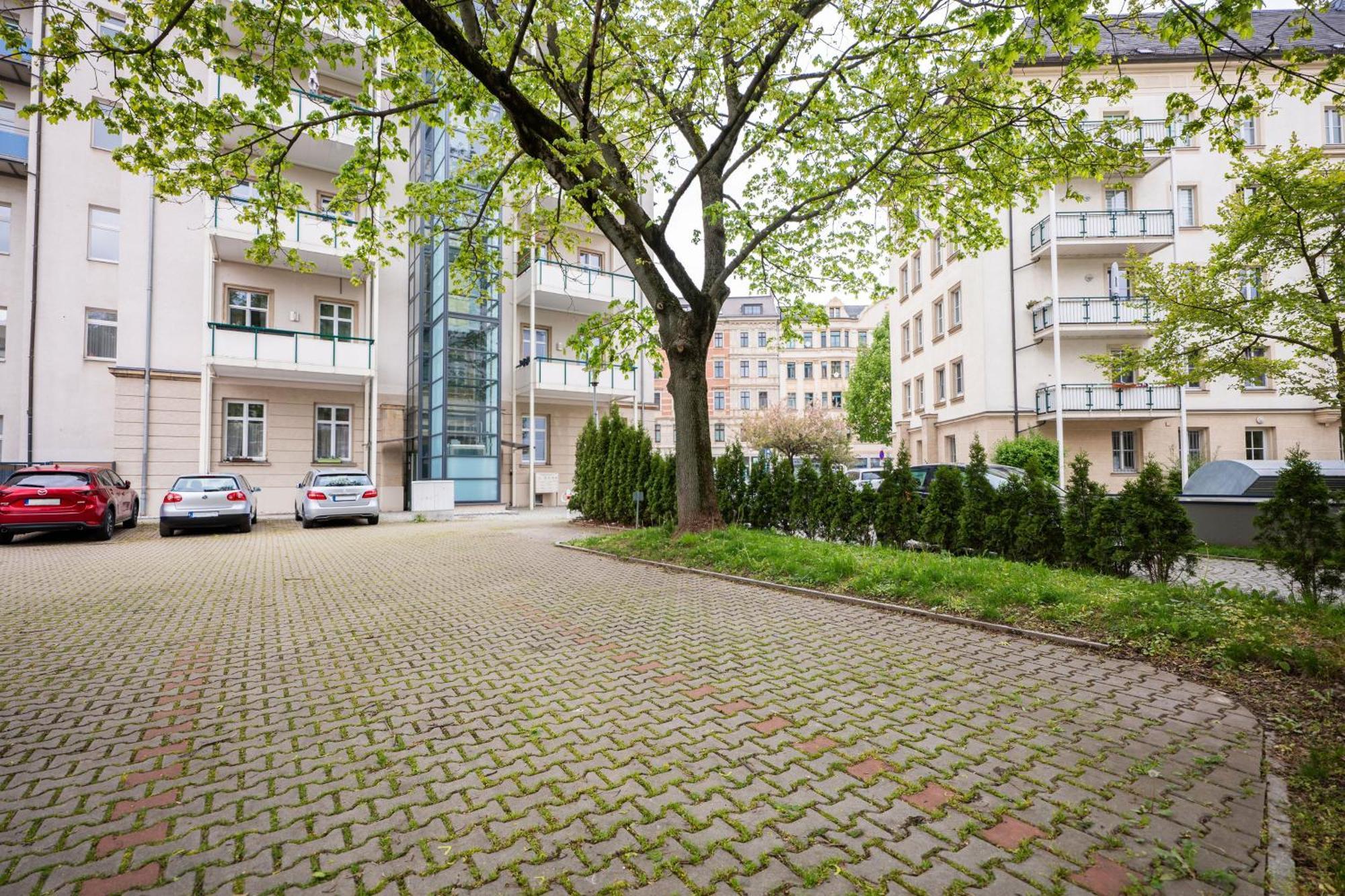 T21 - Apartment Direkt Im Zentrum Mit Parkplatz 켐니츠 외부 사진